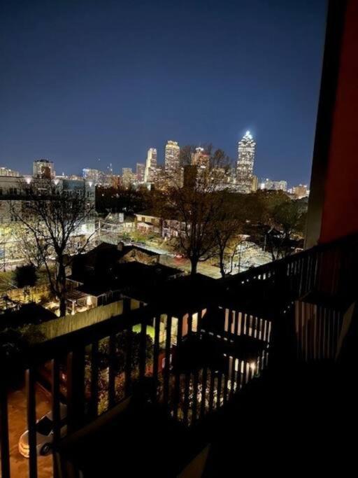 New Building Downtown Atlanta Condo Exterior photo